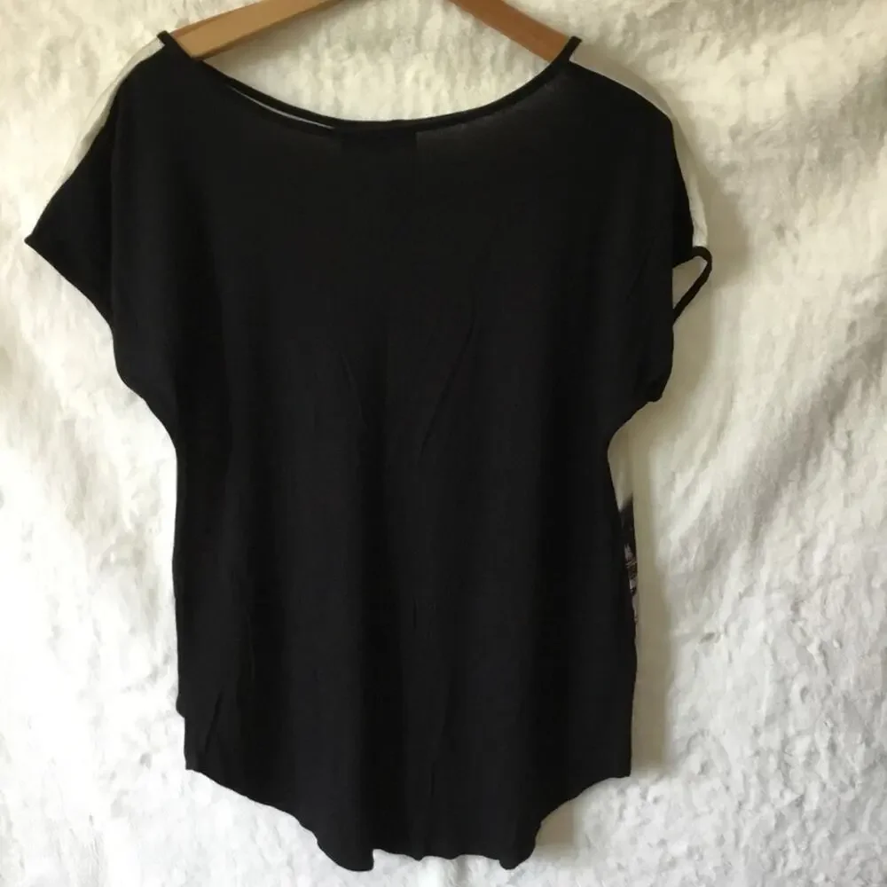 Yuni Los Angeles Black & Light Gray Eiffel Tower Graphic Top - Picture 10 of 15